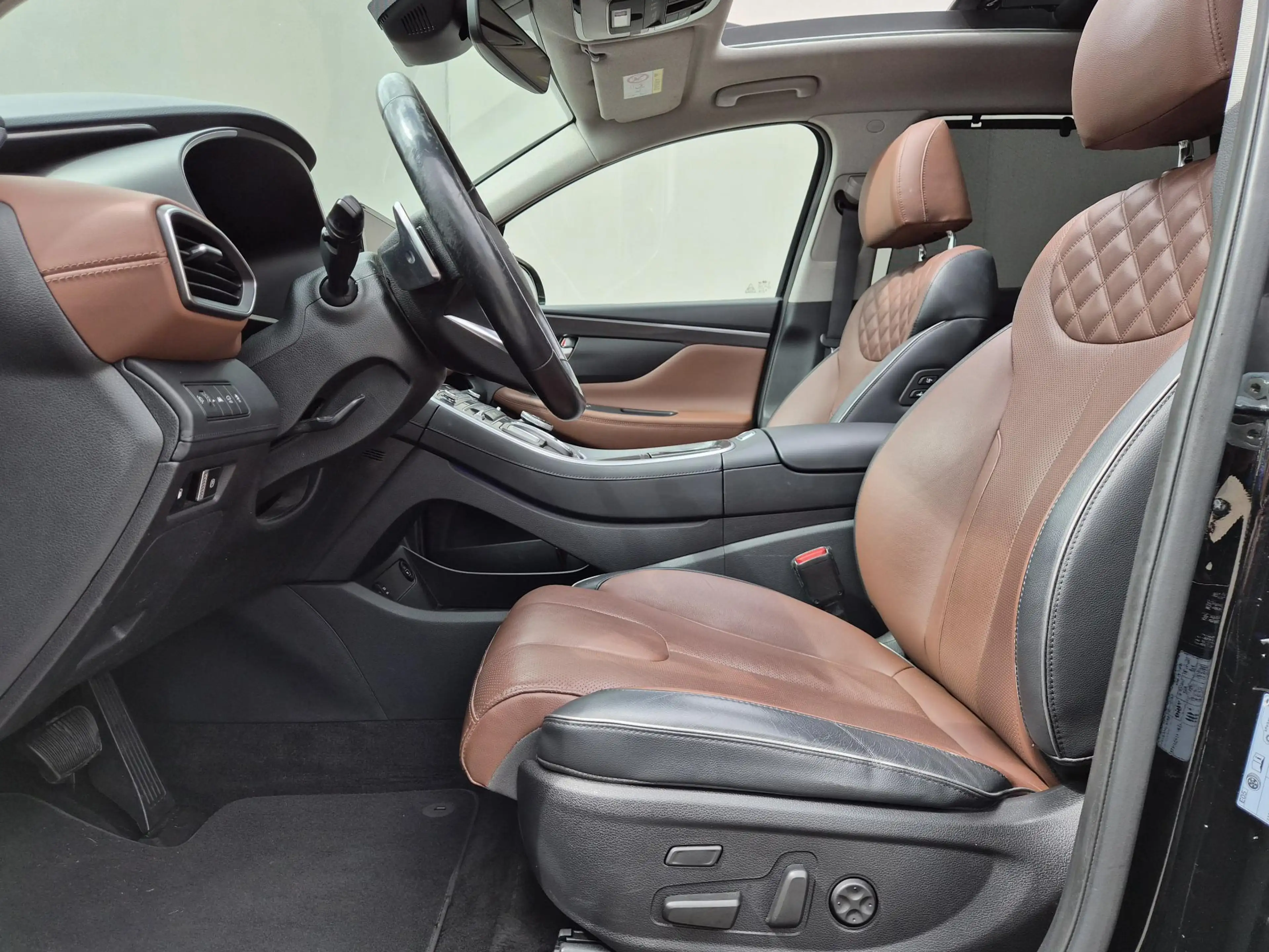 Hyundai SANTA FE 1.6 T-GDI PHEV Premium Sky / SOH 100% / Dealer ond — photo 10