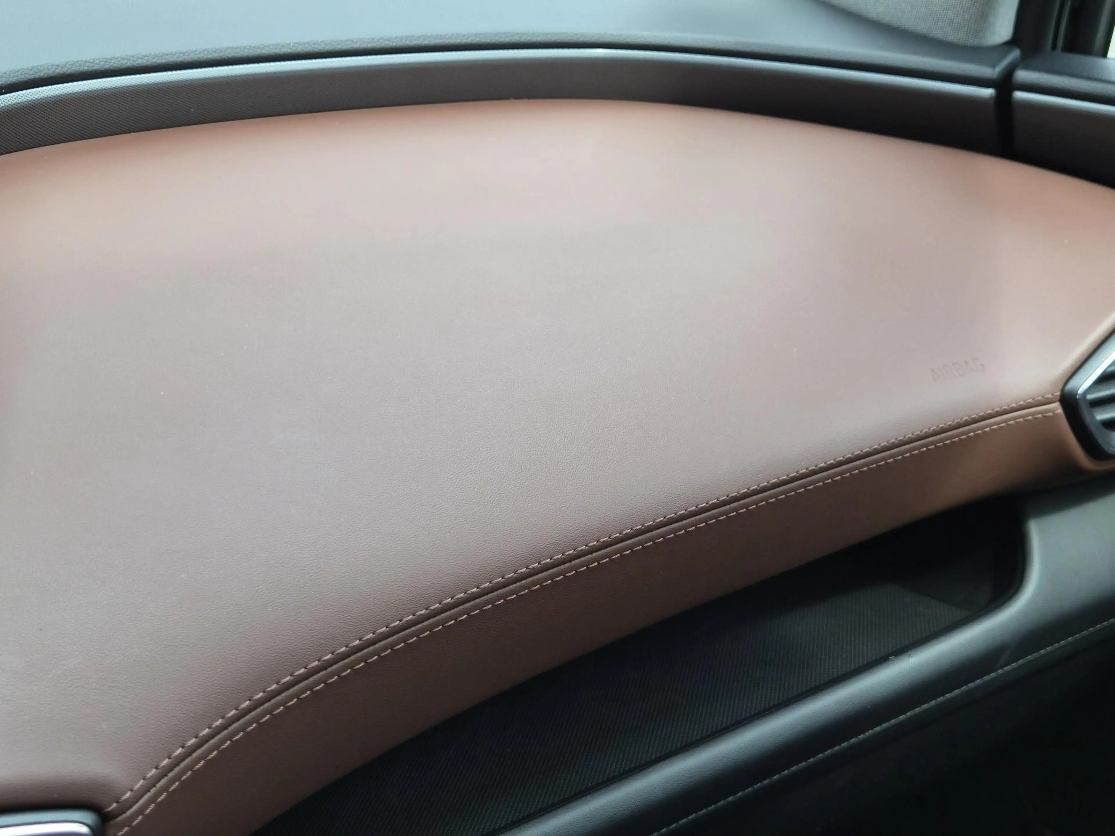 Hyundai SANTA FE 1.6 T-GDI PHEV Premium Sky / SOH 100% / Dealer ond — photo 48