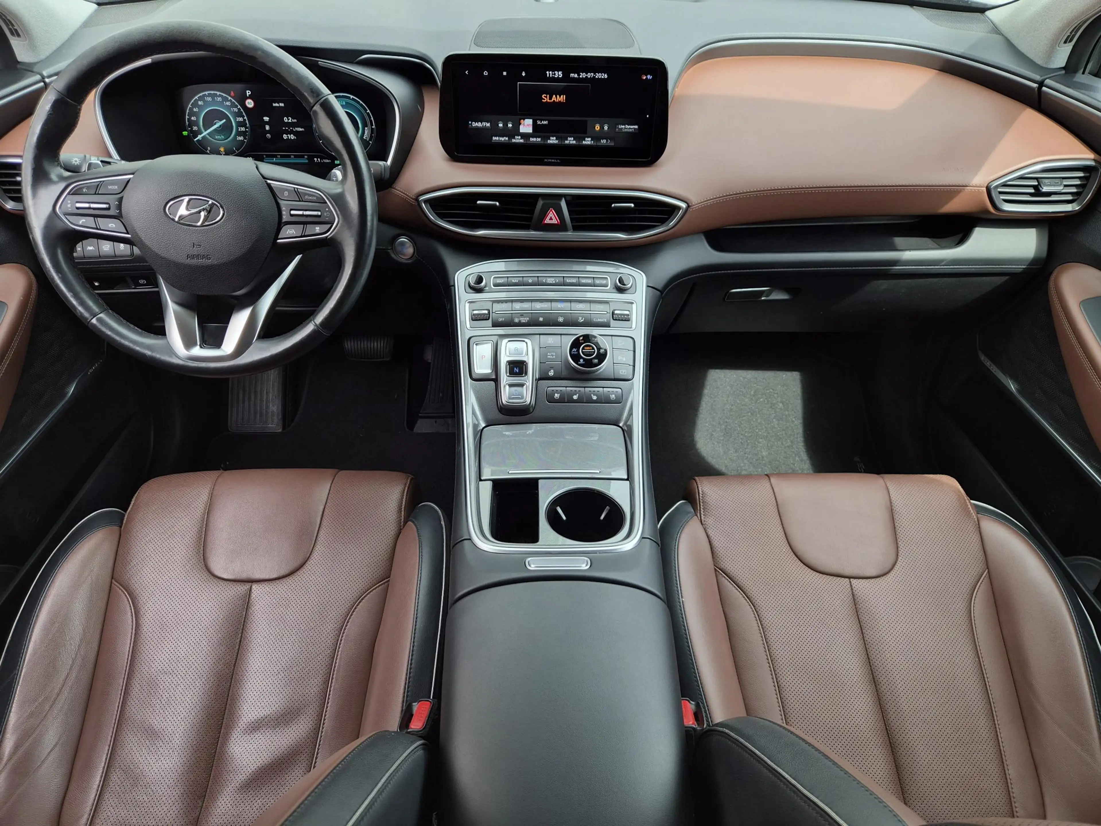 Hyundai SANTA FE 1.6 T-GDI PHEV Premium Sky / SOH 100% / Dealer ond — photo 2