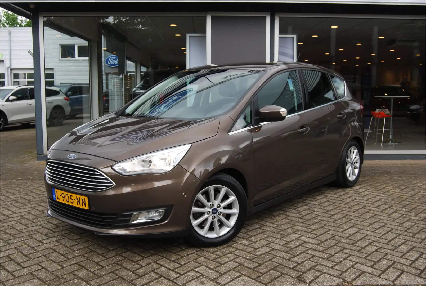 Ford C-Max 1.5 Titanium 150pk Automaat TREKHAAK  | NAVI | STO Brun - 2