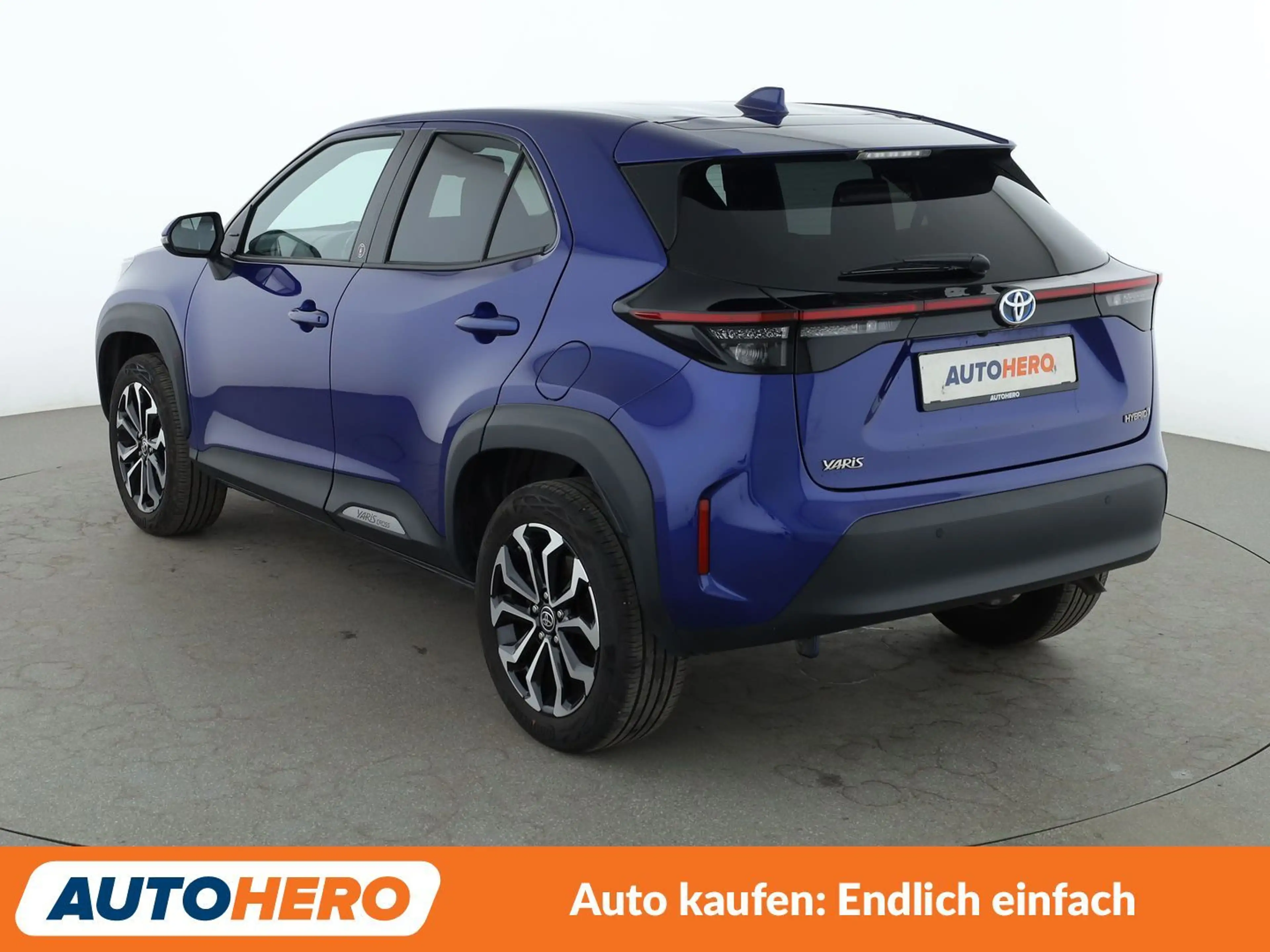 Toyota Yaris Cross 1.5 Hybrid 2WD Team D Aut*NAVI*LED*ACC*CAM*PDC* — photo 4