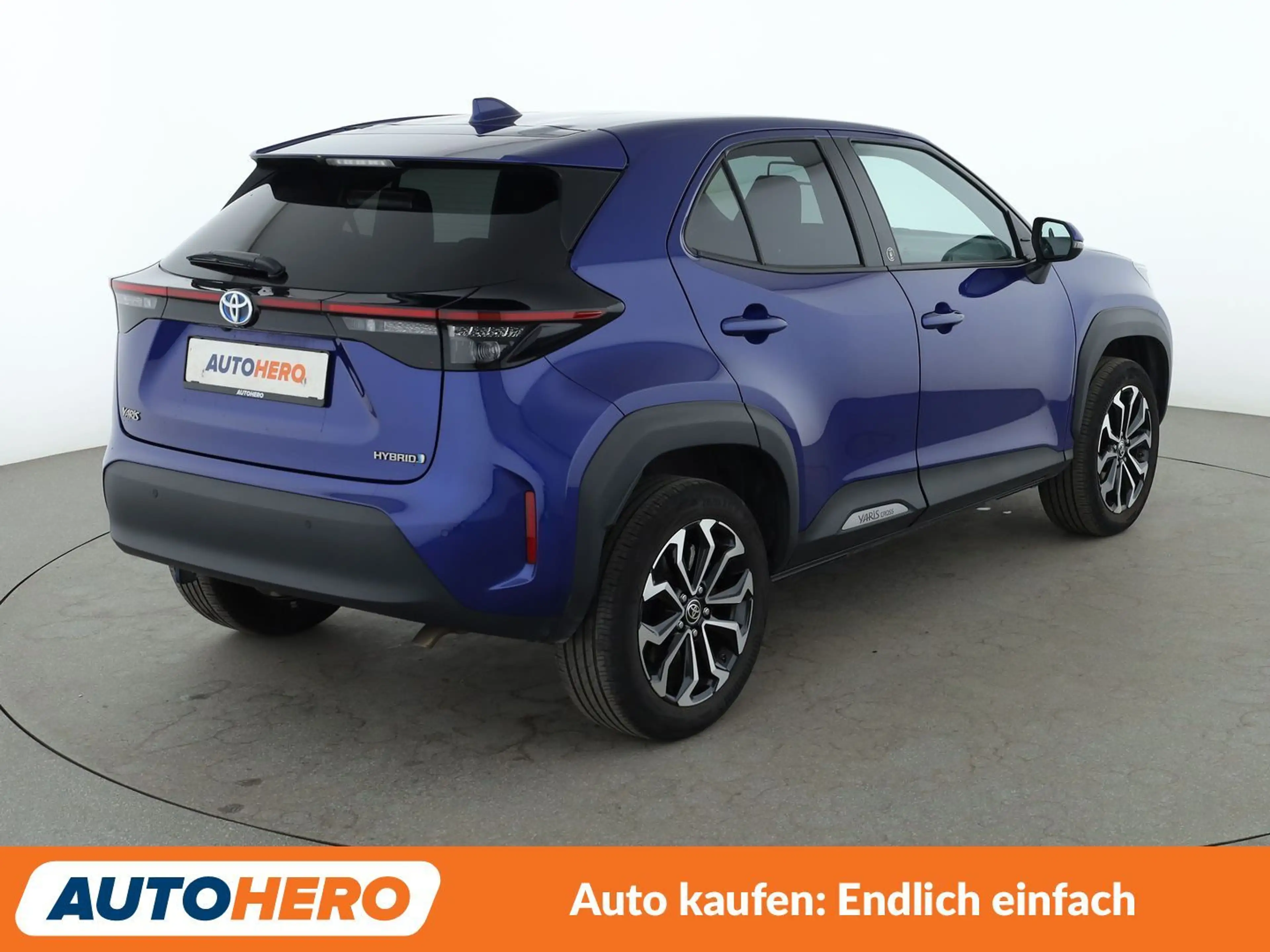 Toyota Yaris Cross 1.5 Hybrid 2WD Team D Aut*NAVI*LED*ACC*CAM*PDC* — photo 6
