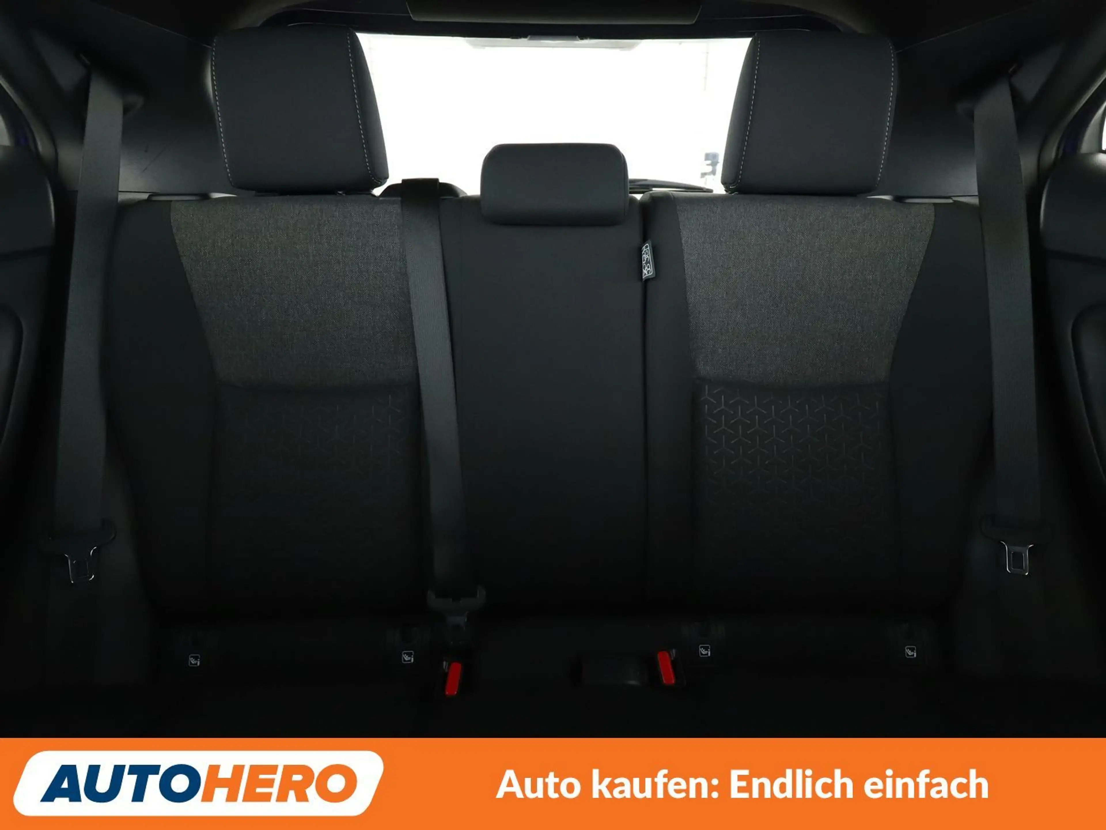 Toyota Yaris Cross 1.5 Hybrid 2WD Team D Aut*NAVI*LED*ACC*CAM*PDC* — photo 15