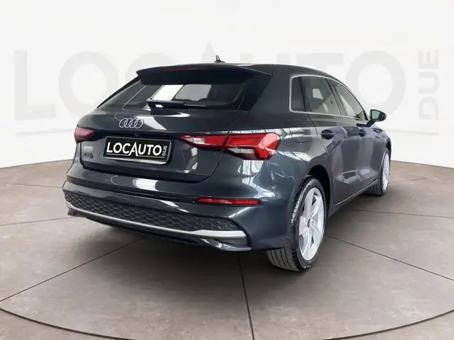 Audi A3 view 4