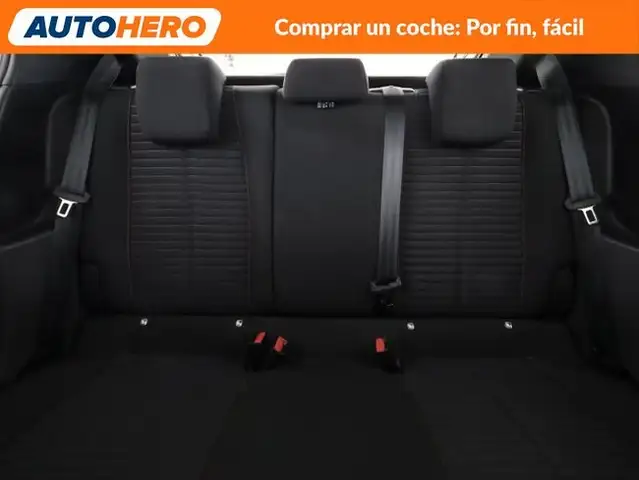 Peugeot 208 view 16