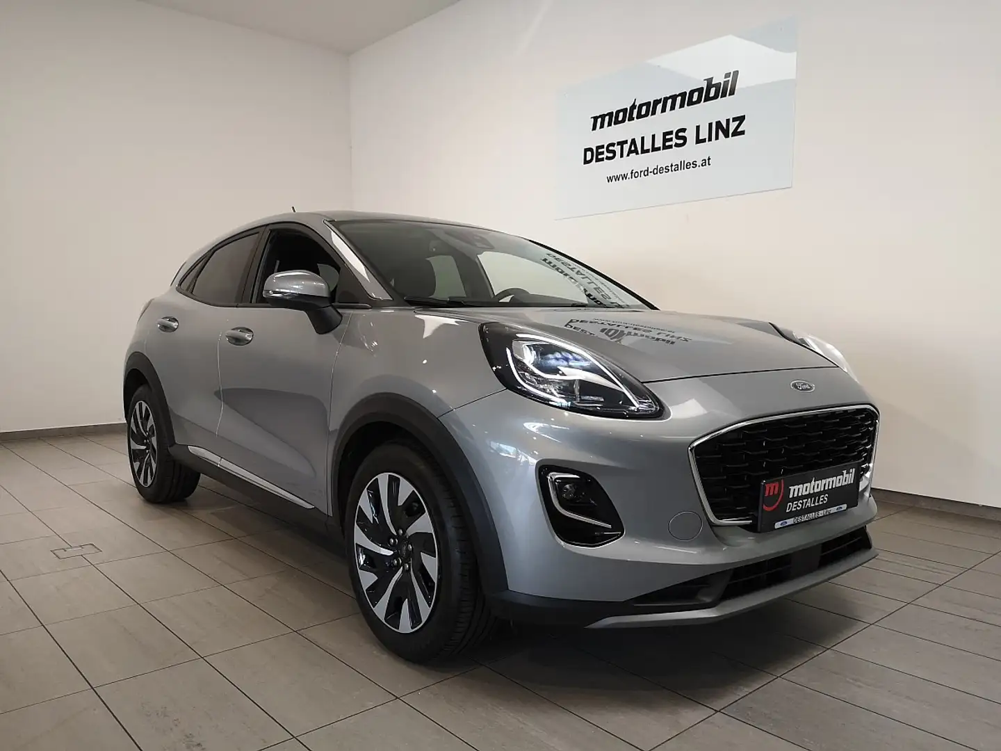 Ford Puma 1,0 EcoBoost Hybrid Titanium Design Silber - 1