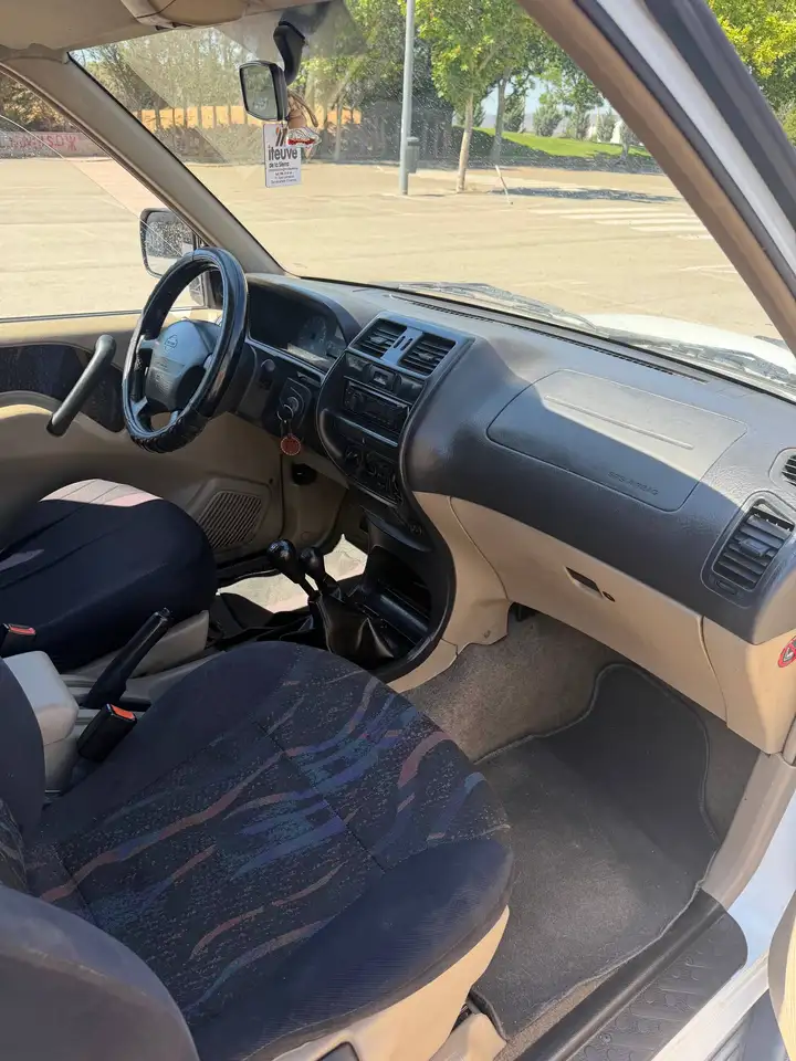 Nissan Terrano 2.7 TD Sport Sport, foto 9