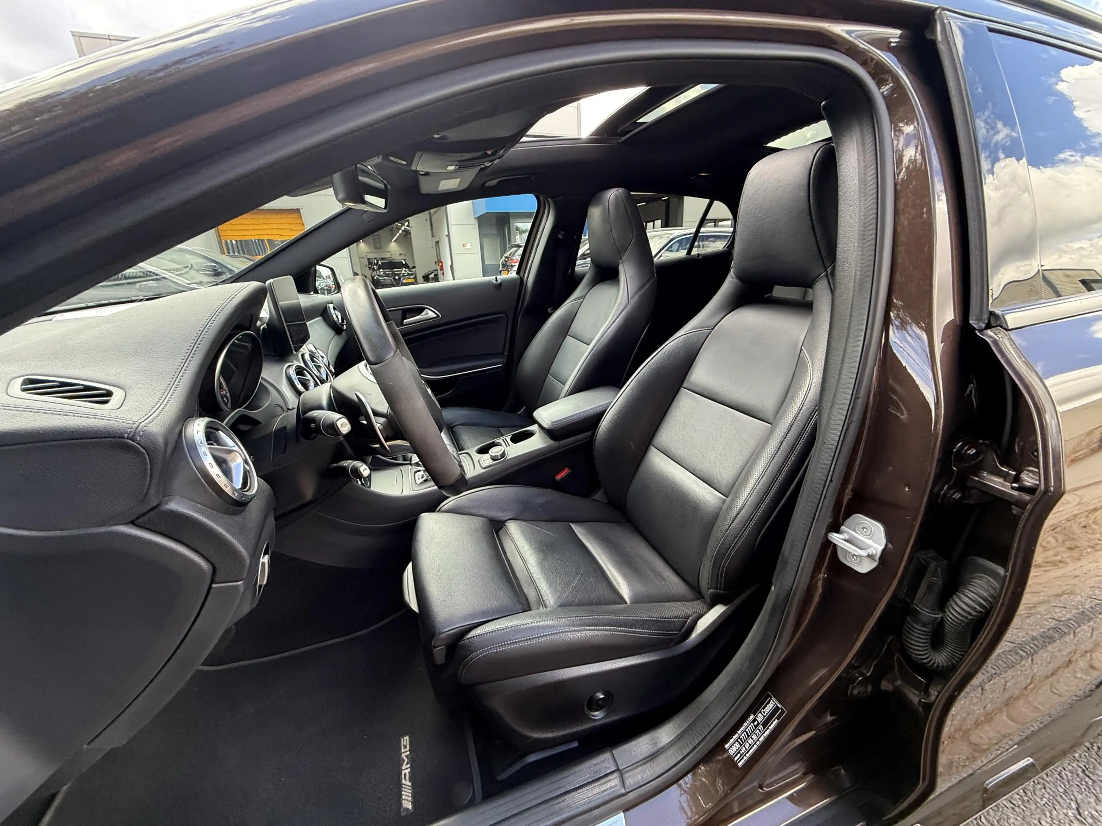 Mercedes-Benz GLA 45 AMG 4MATIC Edition1 381PK•Pano — photo 12