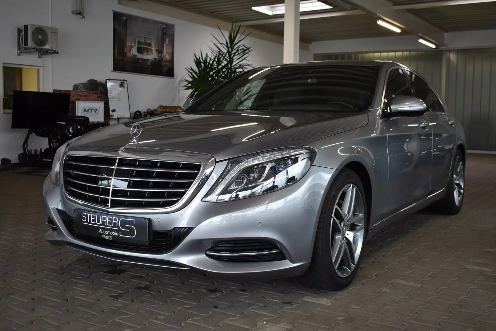 Mercedes-Benz S 350 BlueTEC 4-Matic Distronic Plus Park Paket Silber - 1