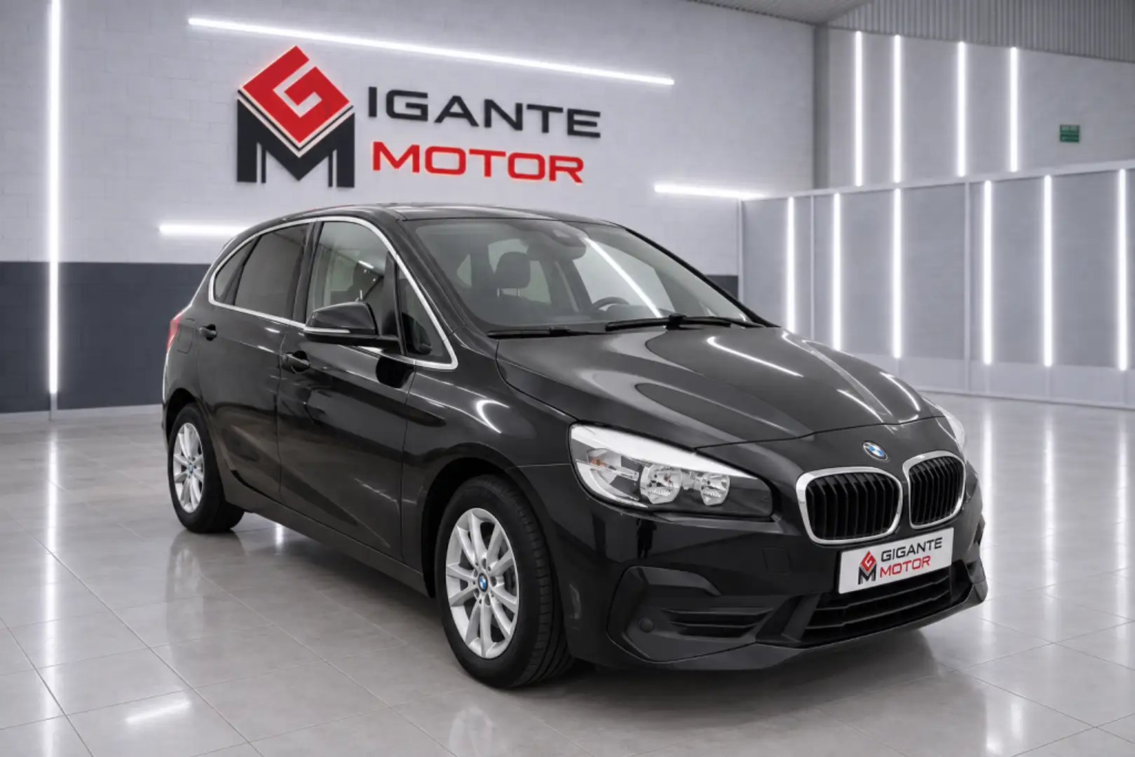 BMW 218 218dA Active Tourer Negro - 1