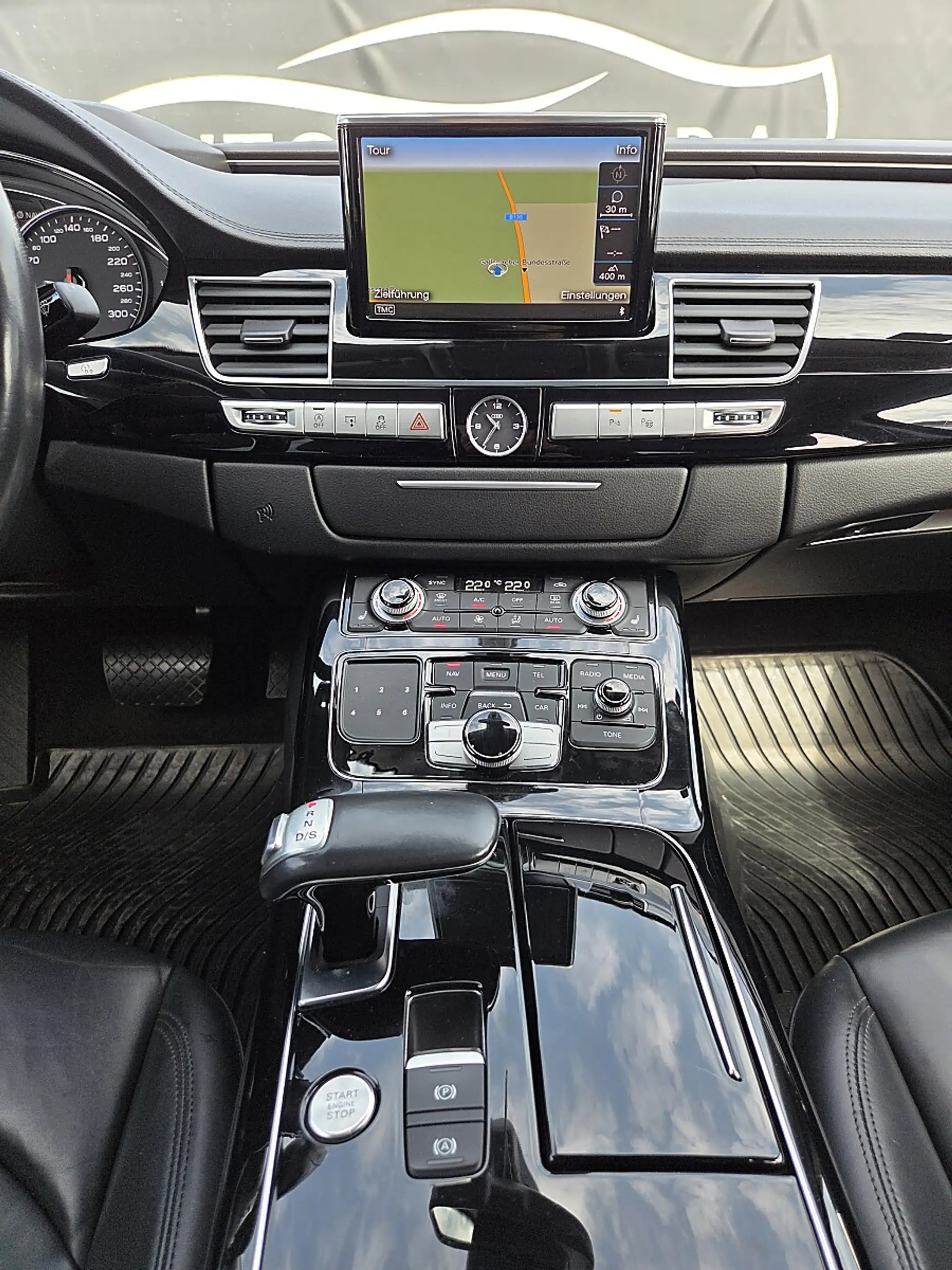 Audi A8 3,0 TDI clean Diesel quattro Tiptronic — photo 14