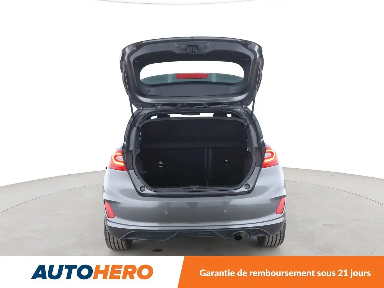 Ford Fiesta 5 portes — photo 16