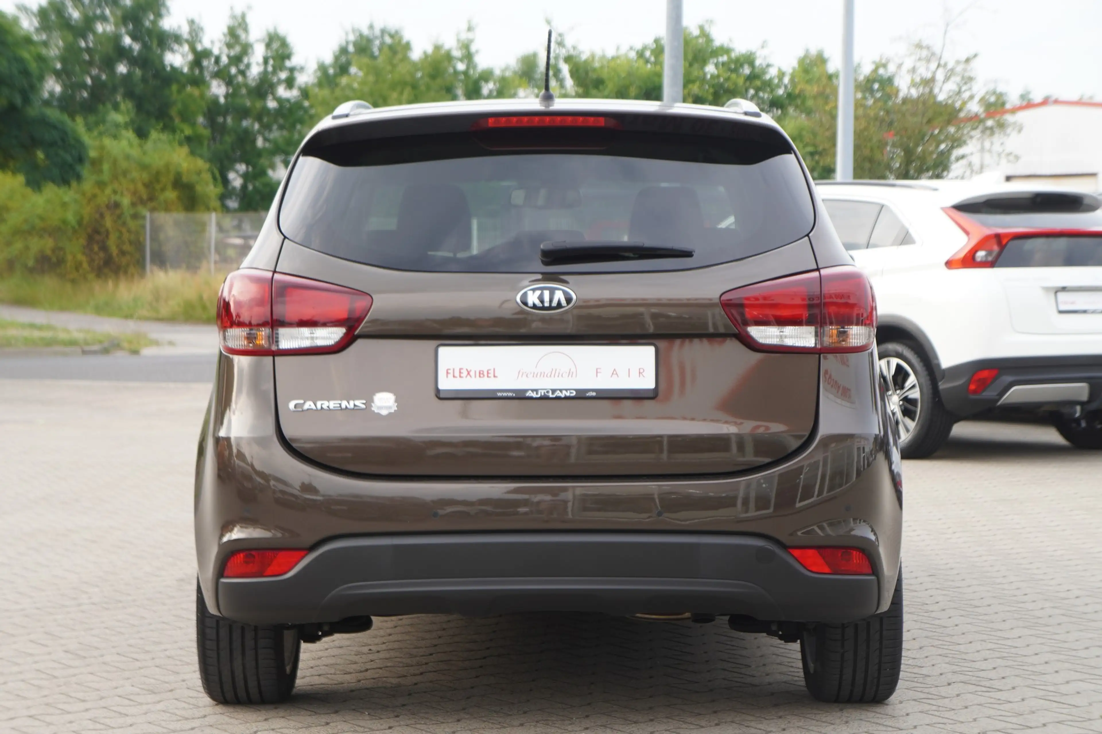 Kia Carens 1.6 Edition Sitzheizung Tempomat USB — photo 5