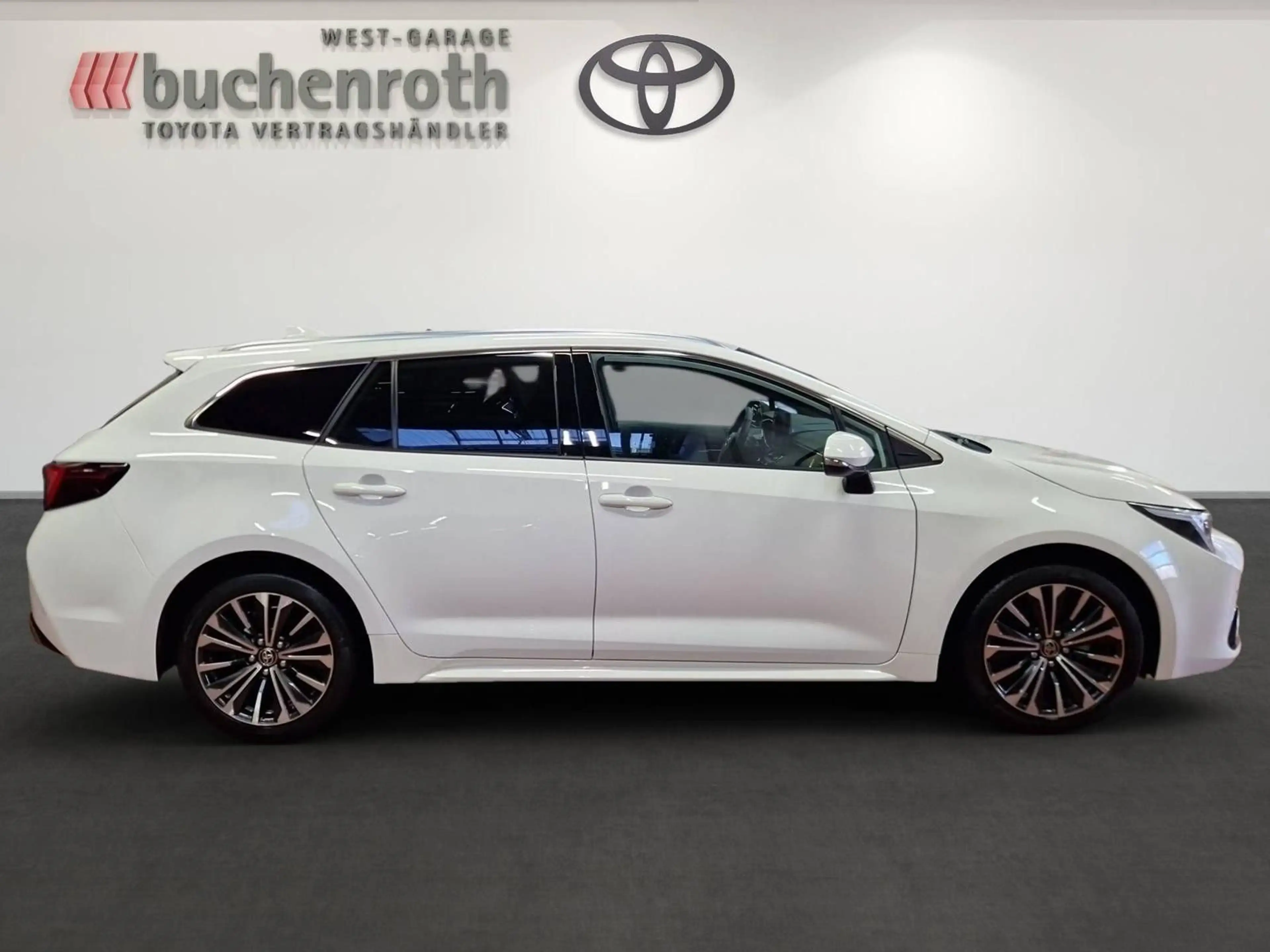 Toyota Corolla Touring Sports + Technik Paket — photo 4