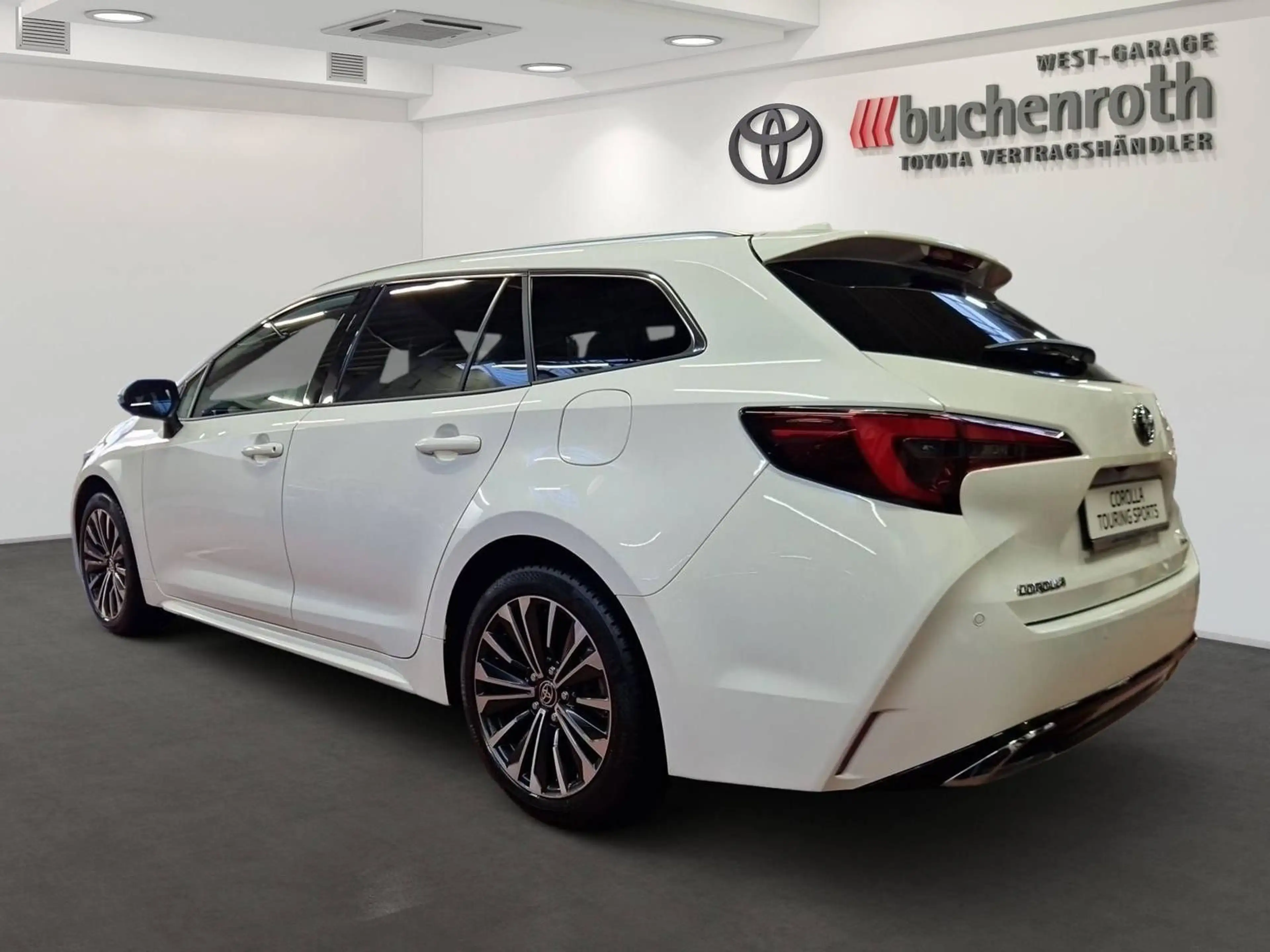 Toyota Corolla Touring Sports + Technik Paket — photo 7