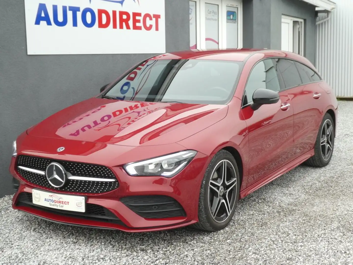 Mercedes-Benz CLA 180 d AMG AUTOMAAT Cuir, Led, Camera, Carplay, PDC Rouge - 1