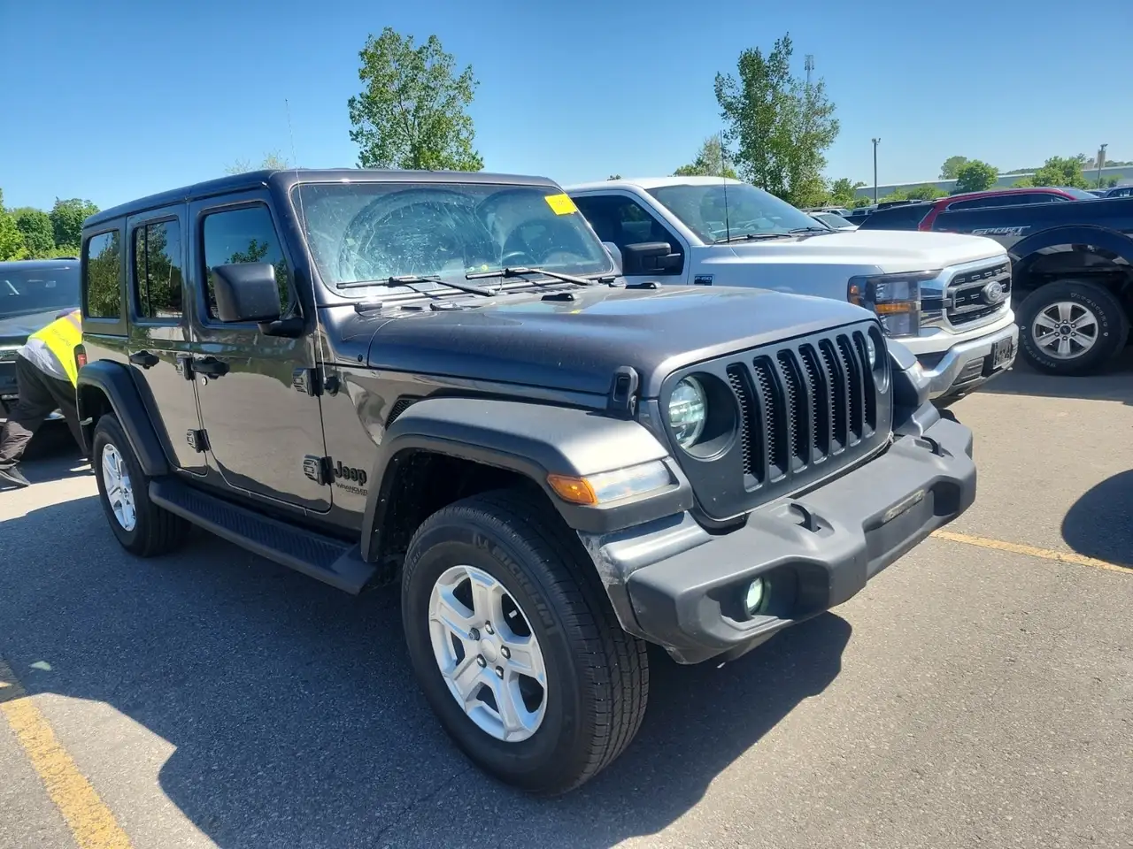 Jeep Wrangler photo Jeep Wrangler
