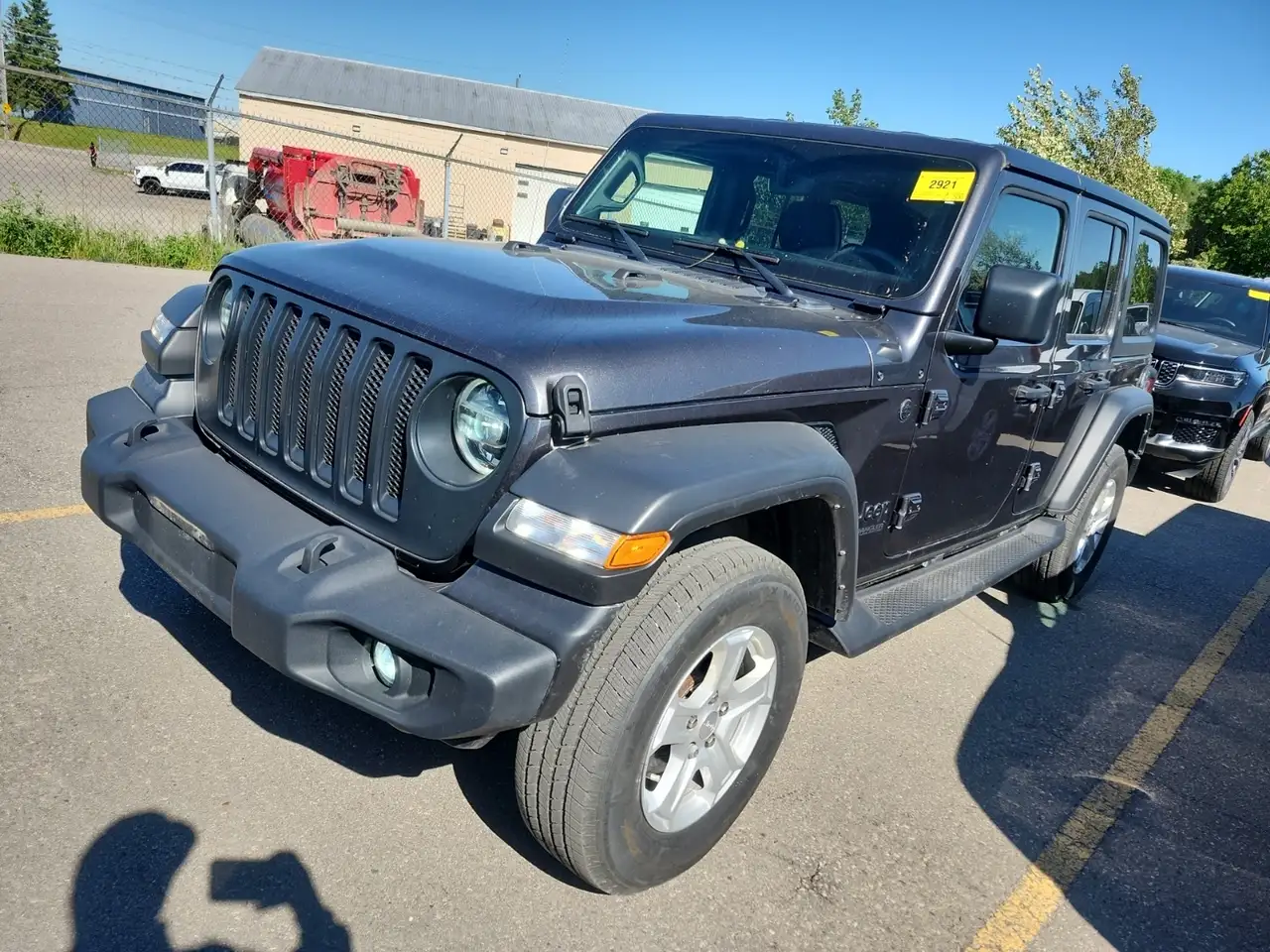 Jeep Wrangler photo Jeep Wrangler