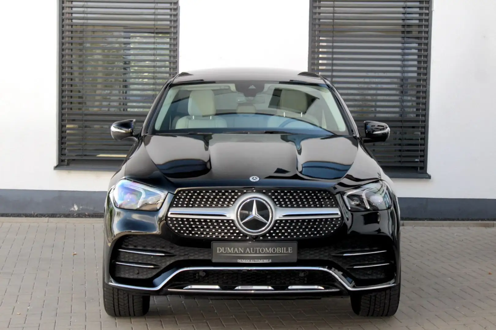 Mercedes-Benz GLE 300 d 4M Coupe AMG-PAKET PANO LUFT KEYLESS Negru - 2