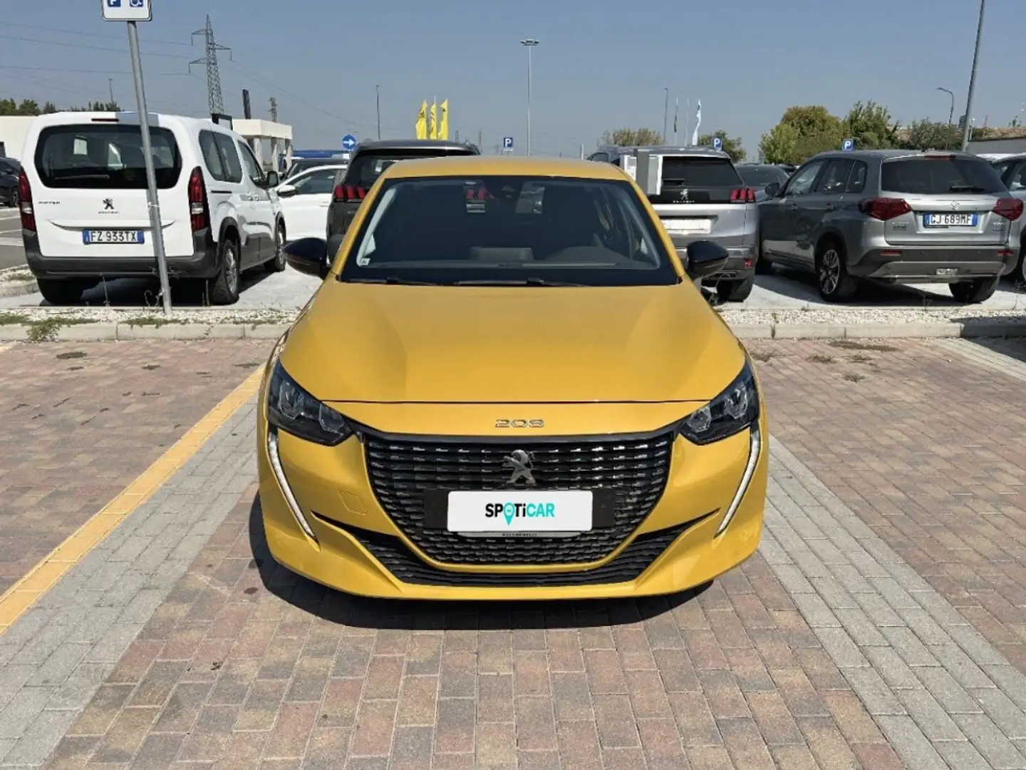 Peugeot 208 2ª serie - 208 BlueHDi 100 Stop&Start 5 porte Acti Giallo - 2