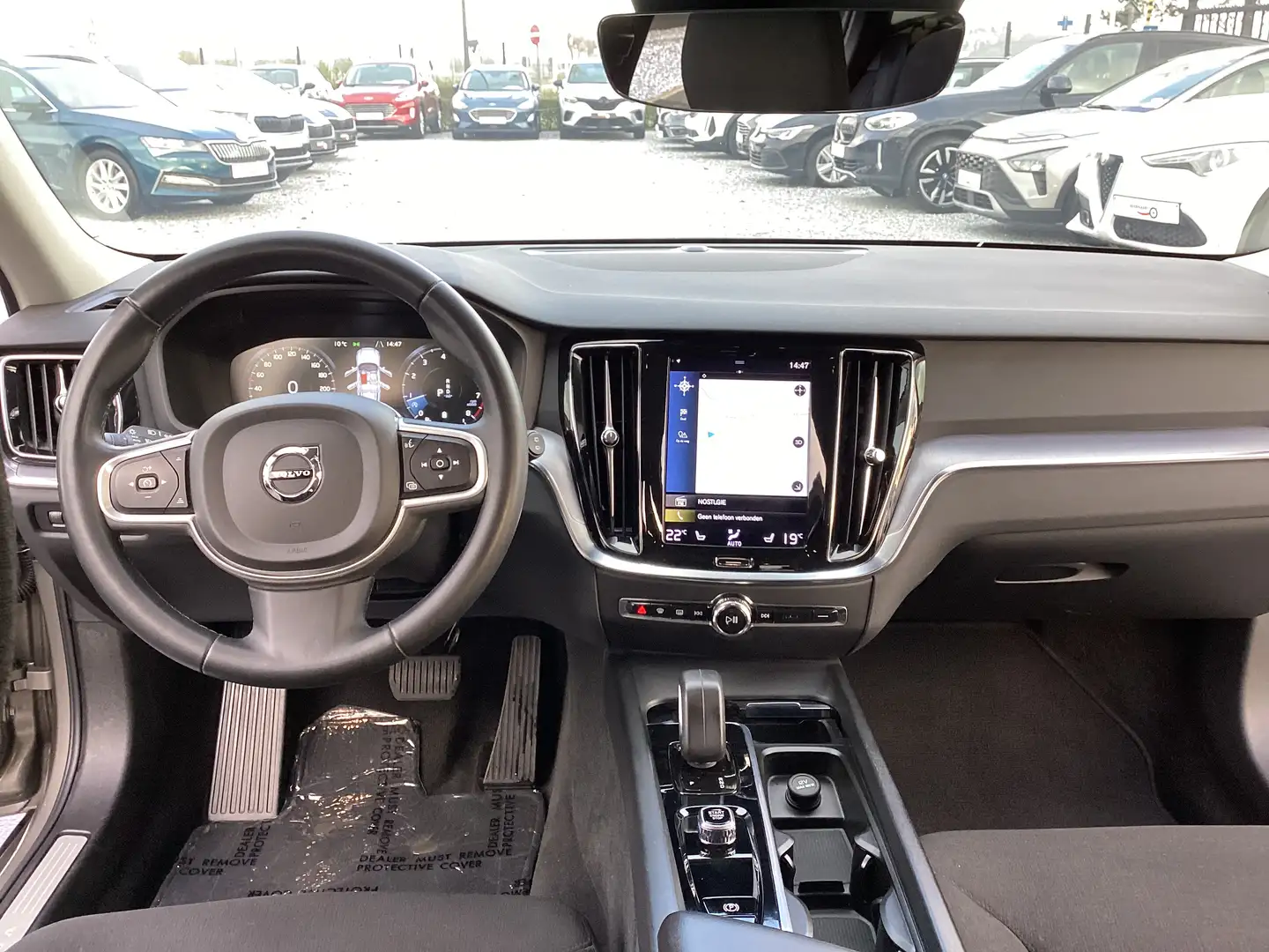 Volvo V60 B3/1steEig/47000km/Cam/Trekhaak/Carplay/LED/Alu Bronze - 2