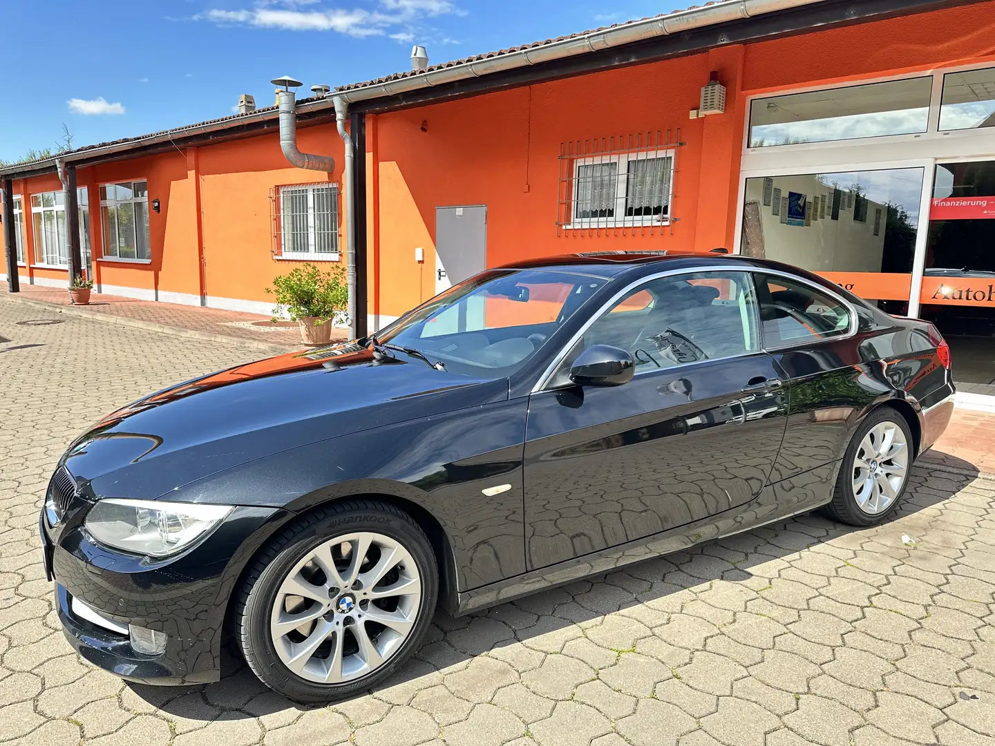 BMW 330 330d Noir - 1