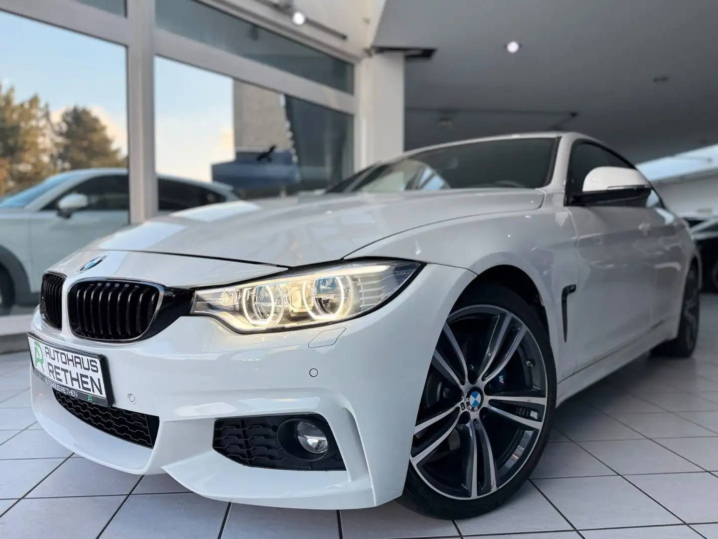 BMW 440 440i GC *M SPORT*HUD*HARMAN/K*NAVI-PROF.* Weiß - 1