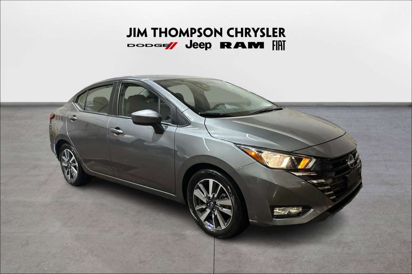 2025 Nissan Versa SV  - Heated Seats -  Apple CarPlay
