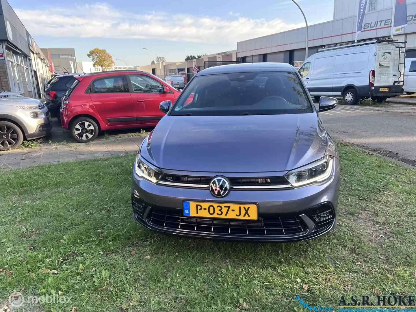 Volkswagen Polo 1.0 TSI R-Line Business Grijs - 2