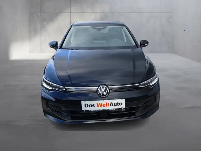 Volkswagen Golf view 8