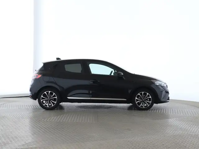 Renault Clio view 8