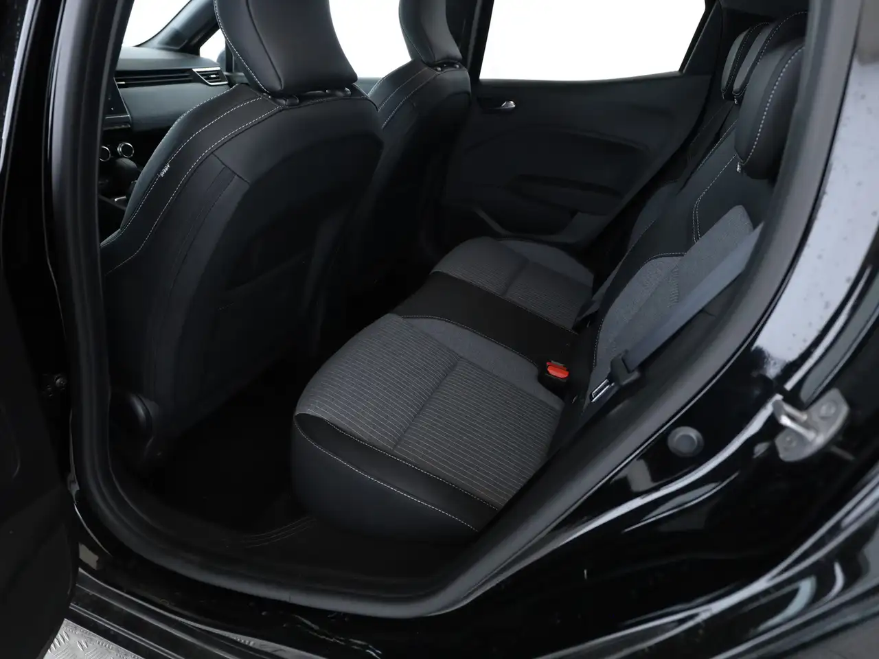 Renault Clio Techno Full Hybrid E-Tech 145 Apple CarPlay, миниатюра 12