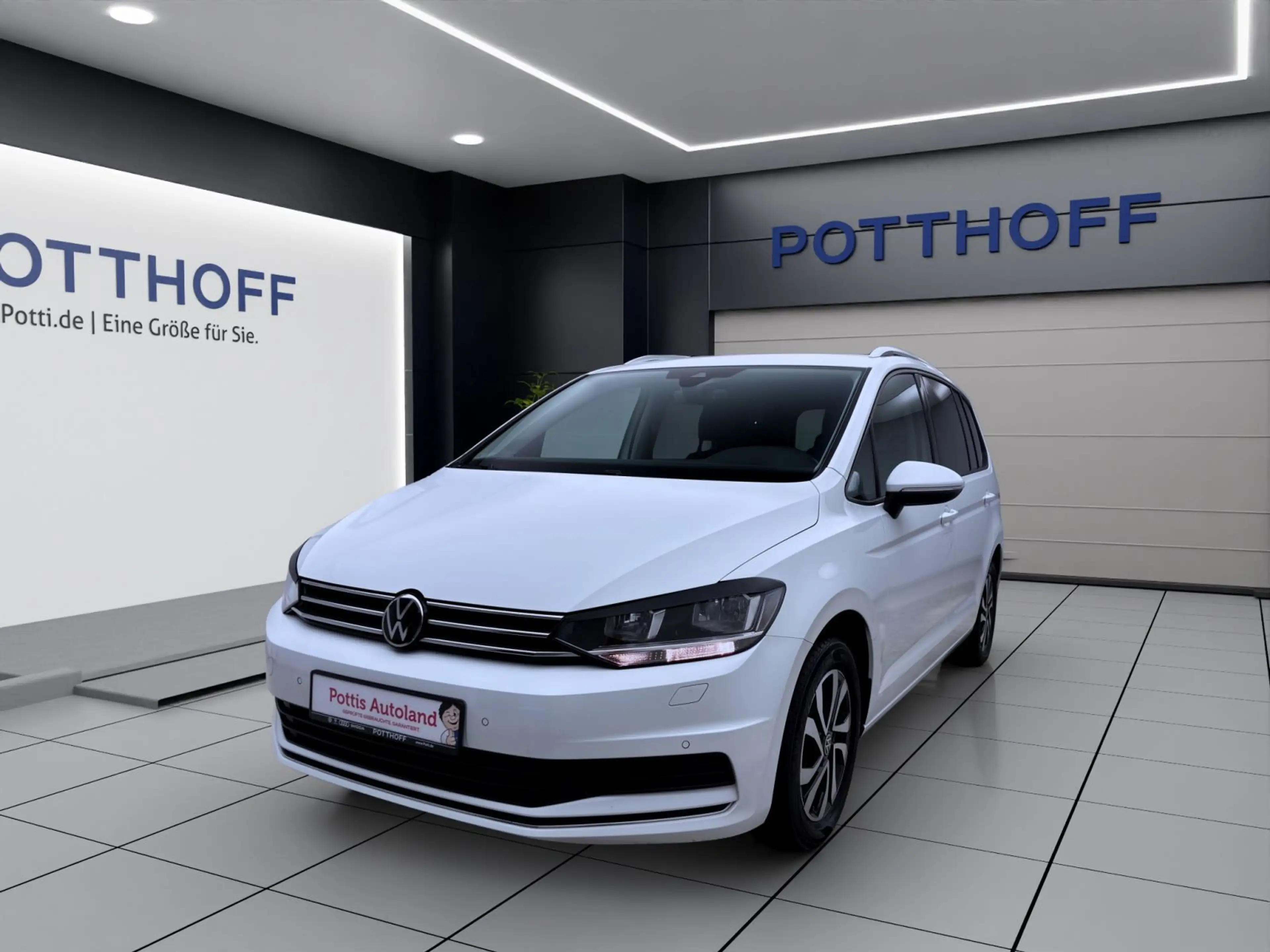 Volkswagen Touran 1.5 TSI DSG ACTIVE NAVI SITZHZG PDC DAB+ — photo 2