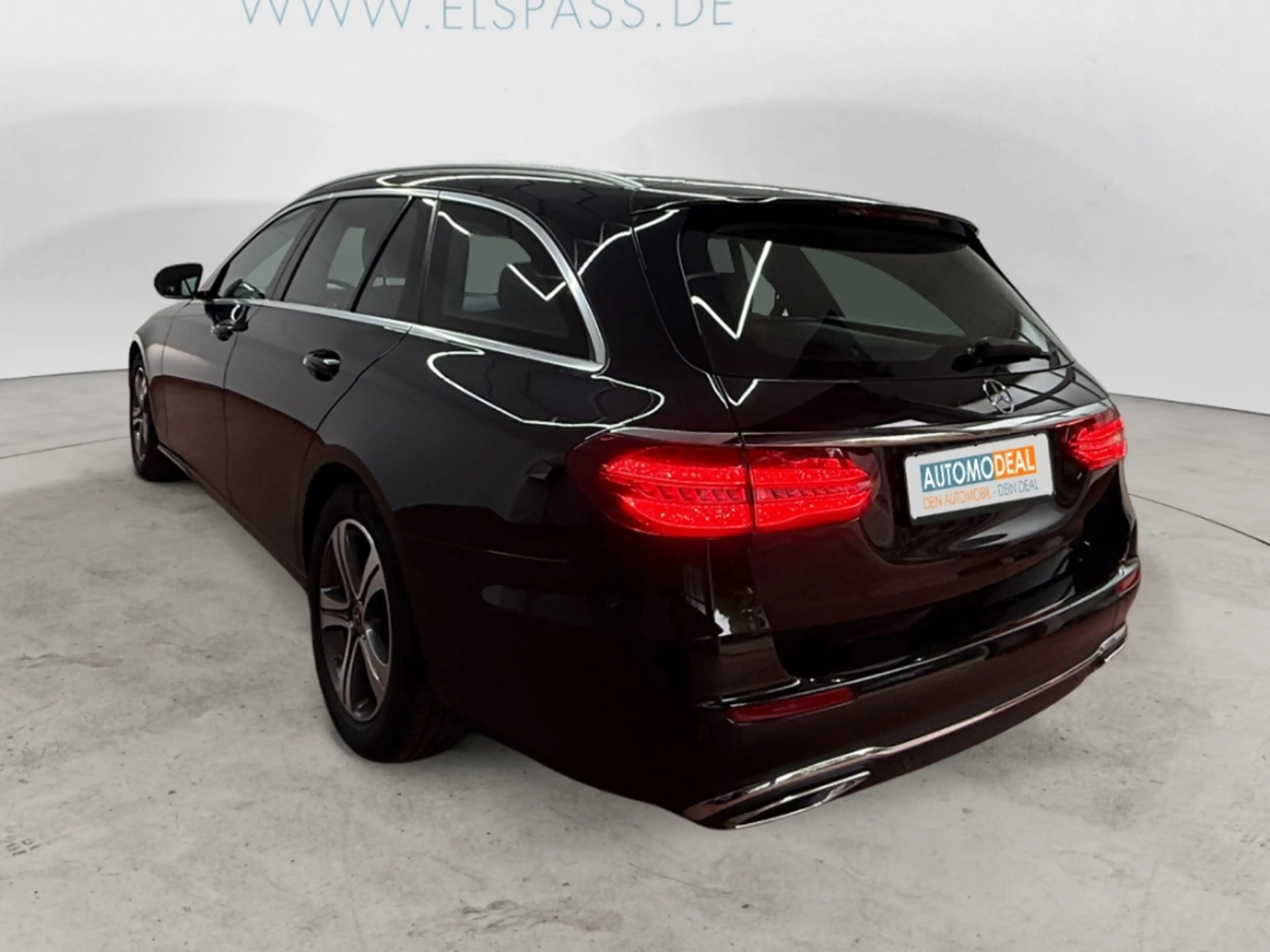 Mercedes-Benz E 220 d T Avantgarde AUTOMATIK NAV LED KAMERA ACC SITZ.H — photo 7