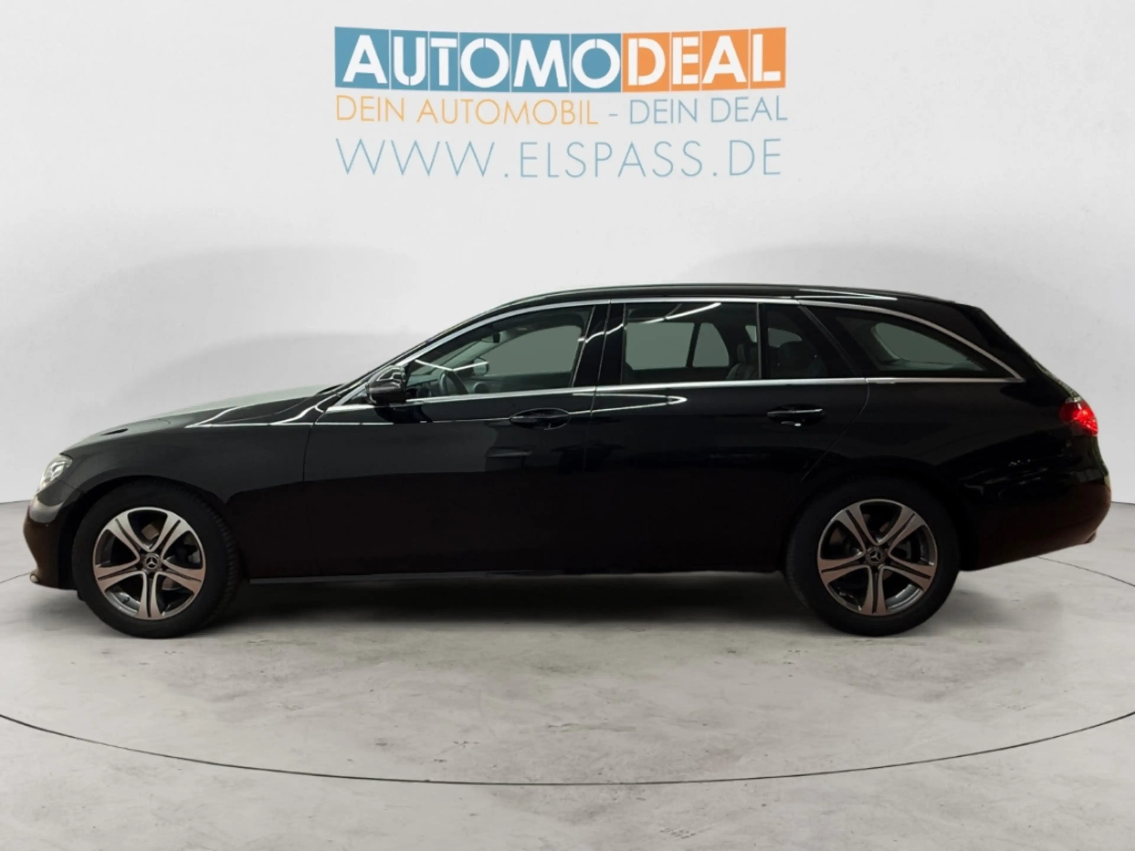 Mercedes-Benz E 220 d T Avantgarde AUTOMATIK NAV LED KAMERA ACC SITZ.H — photo 8