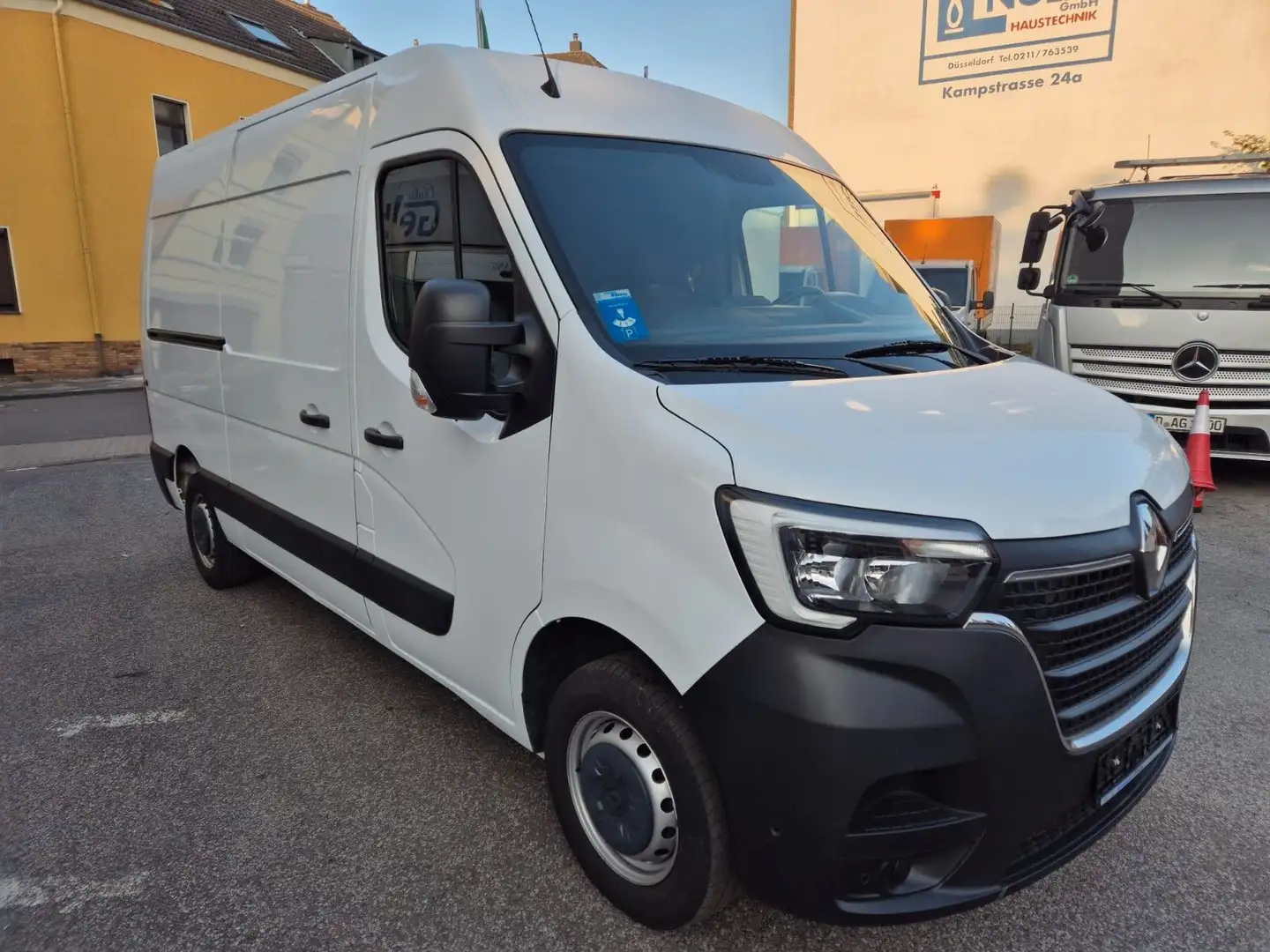 Renault Master III Kasten L2H2 HKa 3,3t Kamera 3 Sitze Wit - 2
