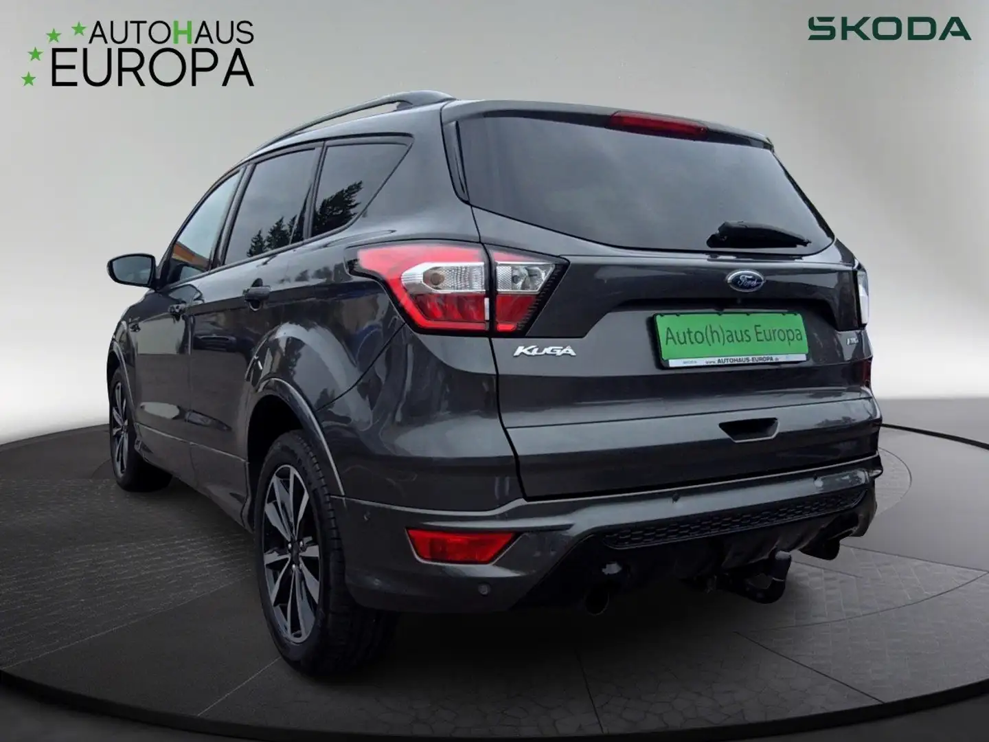 Ford Kuga 1.5 EcoBoost Automatik ST-Line AHK Navi Kam Leder Gris - 2