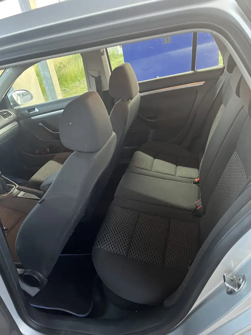 Volkswagen Golf Comfortline 1,6 TDI DPF - 2
