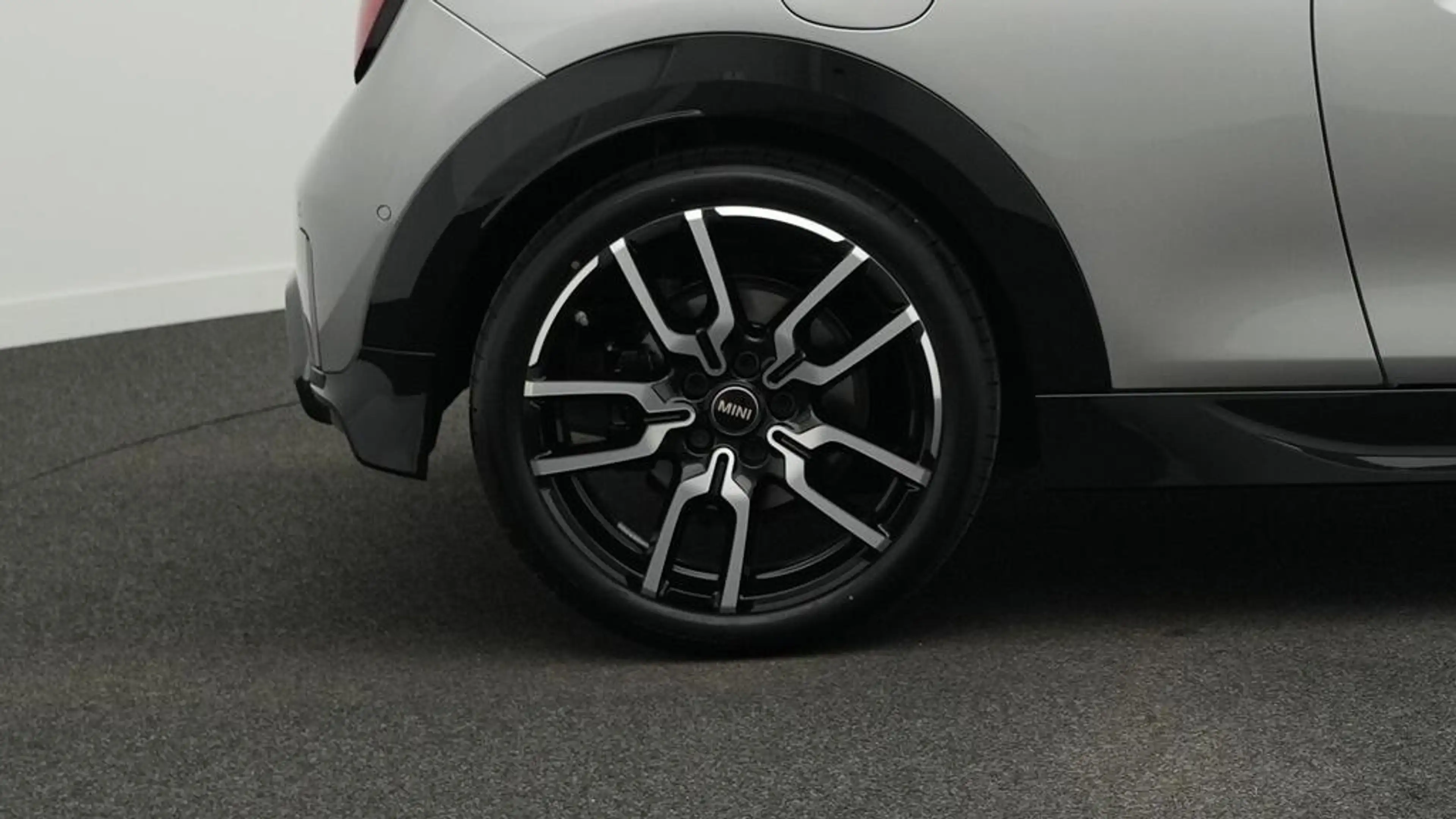 MINI Cooper C John Cooper Works Trim — photo 10