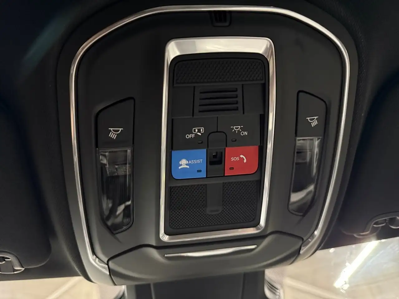 Jeep Cherokee снимка Jeep Cherokee