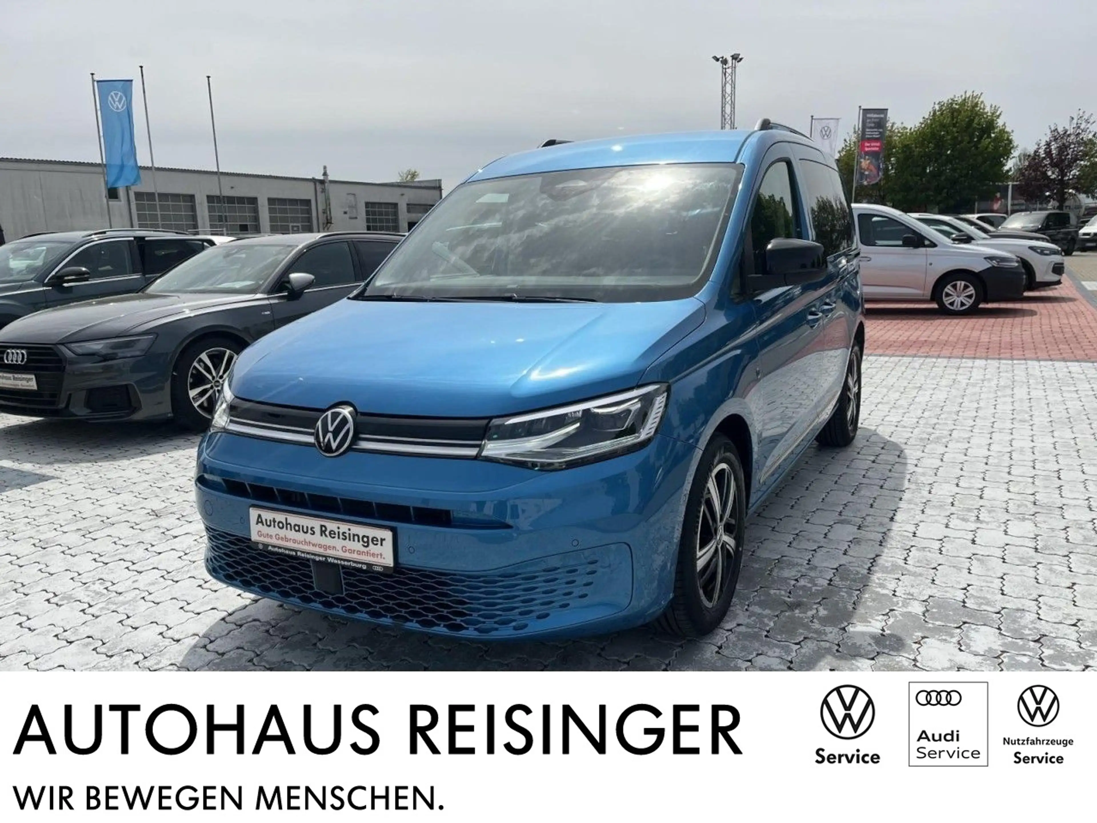 Volkswagen Caddy 7- Sitzer Style 1,5 TSI (LED+AHK+RearView+