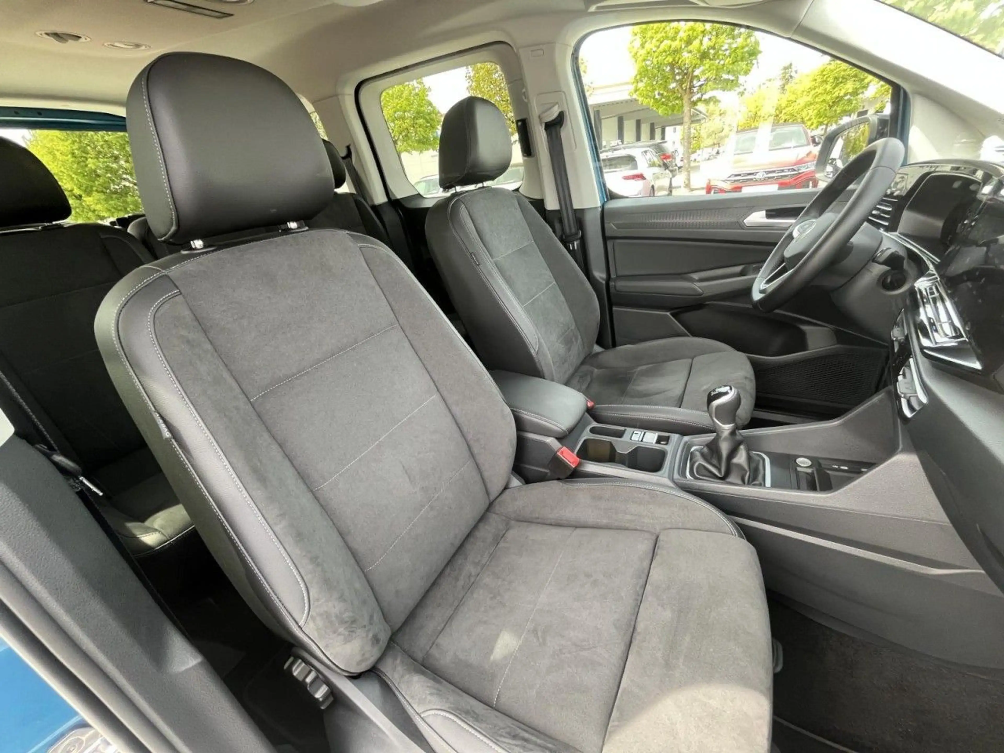 Volkswagen Caddy 7- Sitzer Style 1,5 TSI (LED+AHK+RearView+ — photo 12