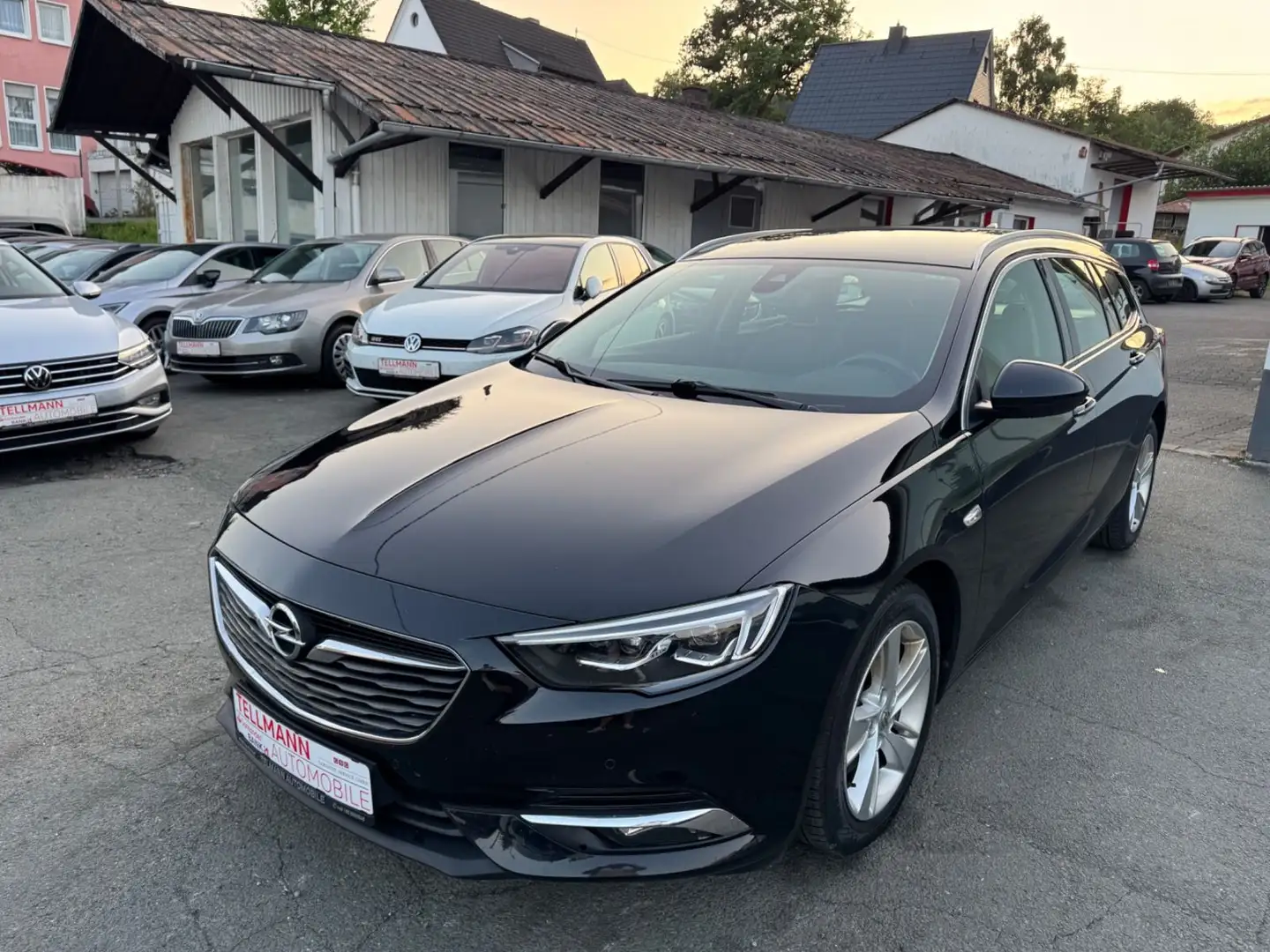 Opel Insignia B Sports Tourer Innovation/ AHK/ Zwart - 1