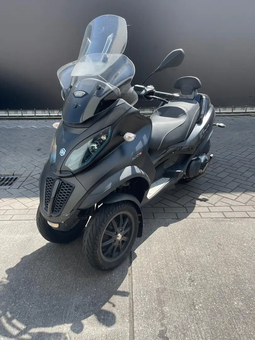 Piaggio MP3 500 Scooter LT Sport - 1