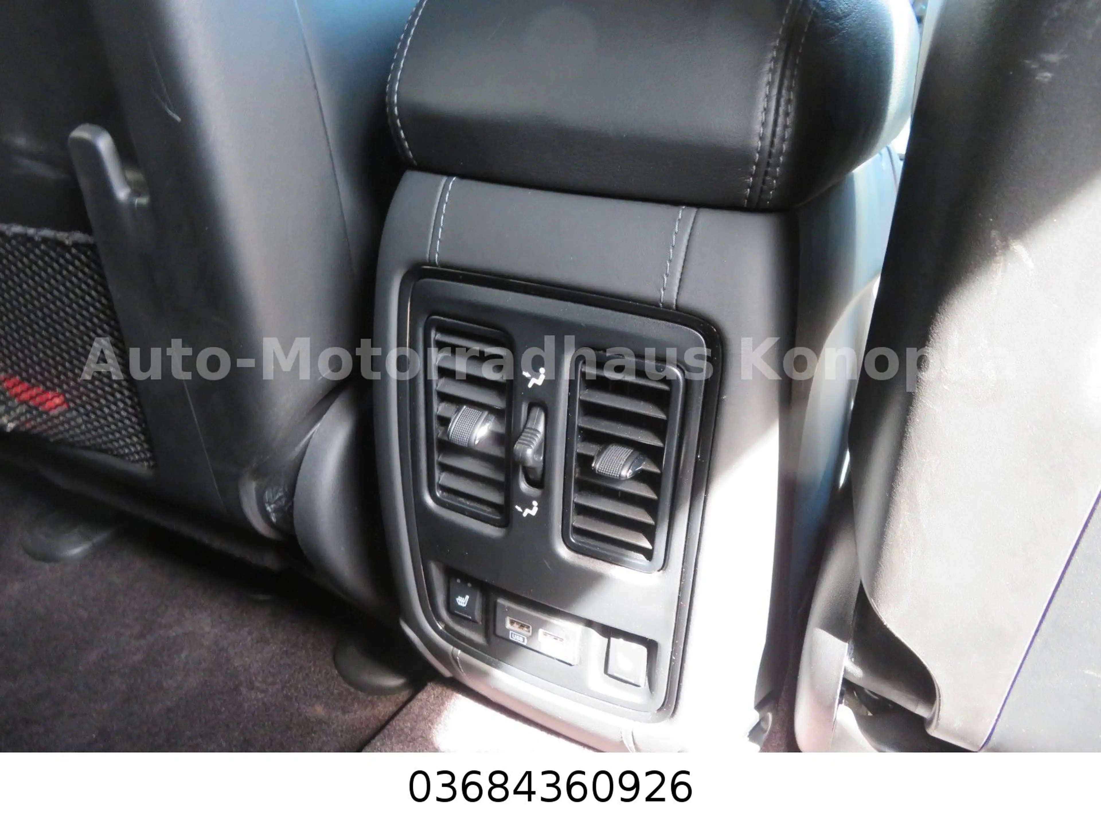Jeep Grand Cherokee 6.2 V8 Trackhawk — photo 15