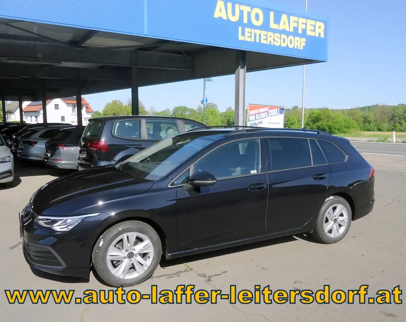Volkswagen Golf Variant Life TSI **AHV**LED**1.Bes.** Schwarz - 1