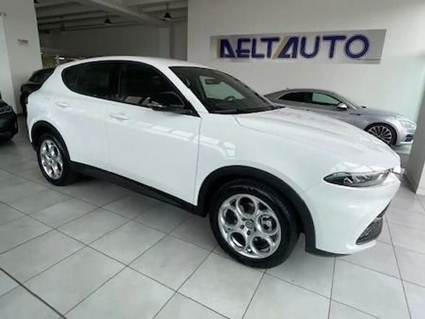Alfa Romeo Tonale 1.6 super 130cv tct6 Bianco - 1