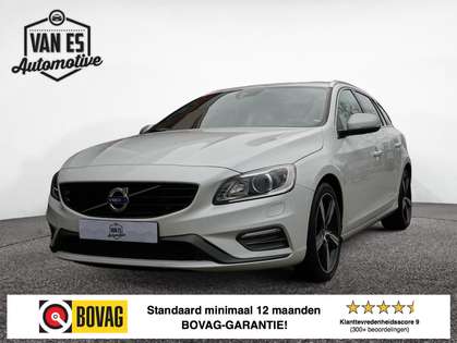 Volvo V60 1.5 T3 R-Design / Dealeronderhouden / Trekhaak / N