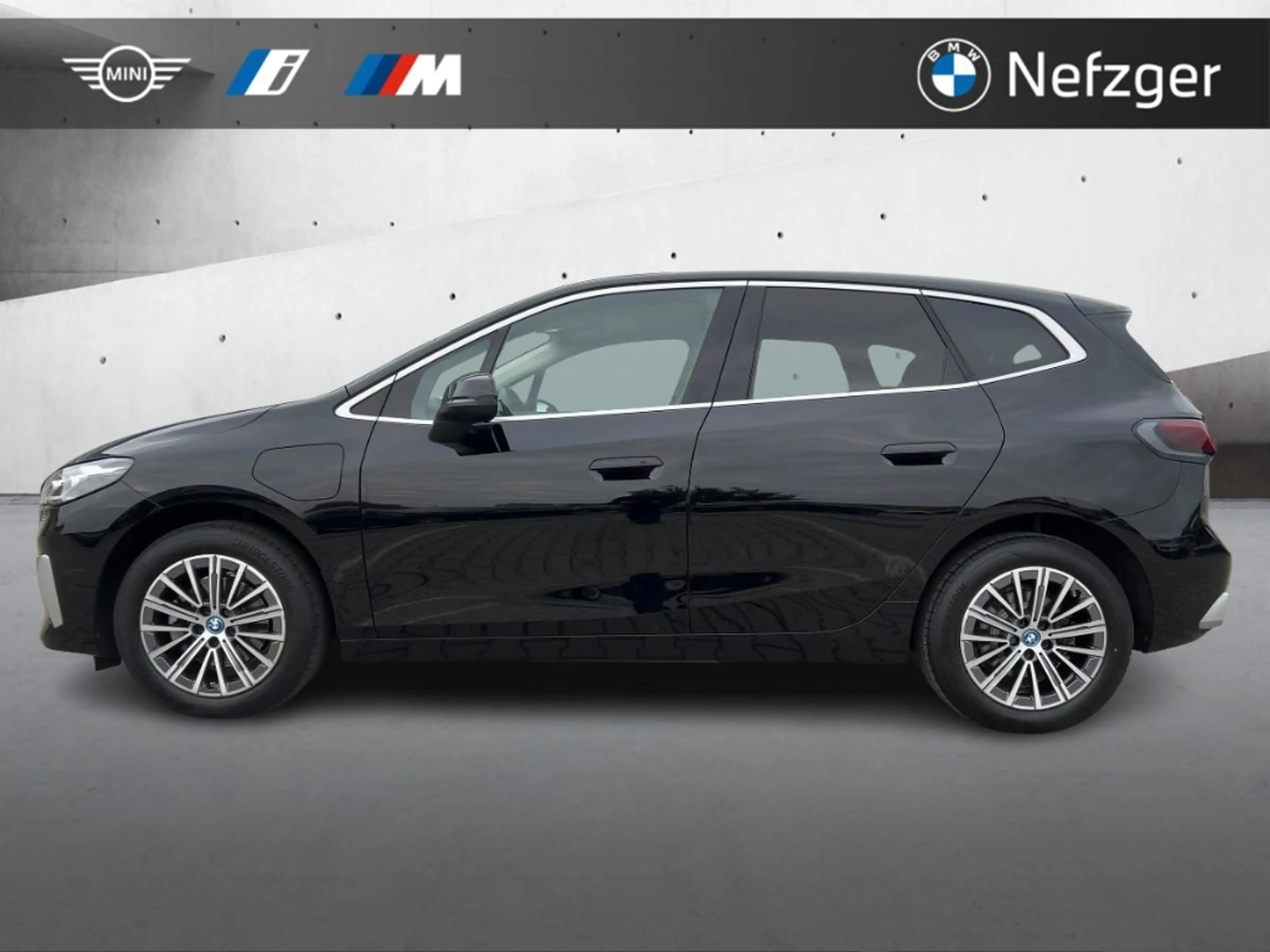 BMW 225 Active Tourer e xDrive Luxury Line Driving Assista — photo 3