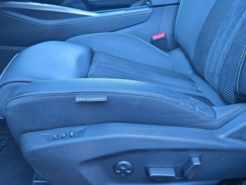 Peugeot 408 PureTech130 GT T.Leder Navi CarPlay RFK ACC — photo 14
